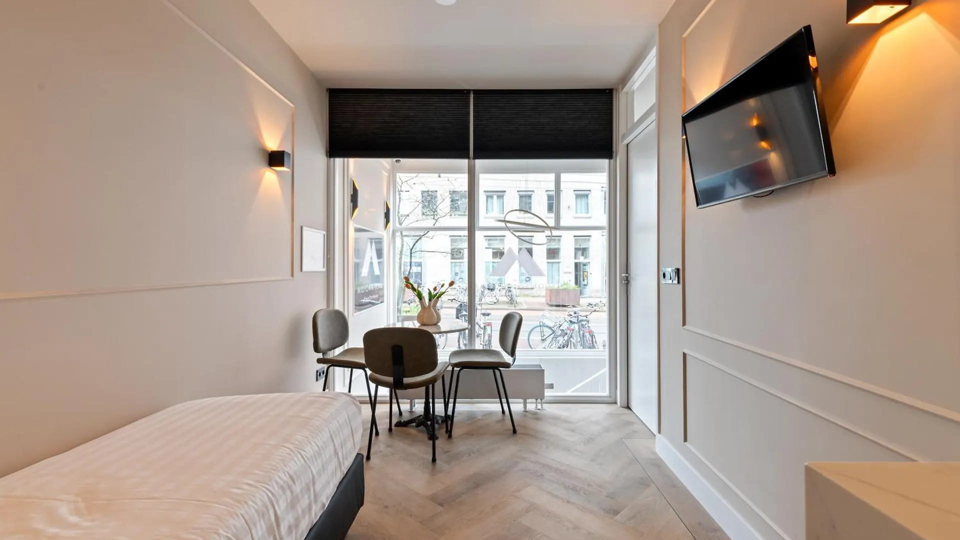Midtown Hotel Triple Room Amsterdam Nederland