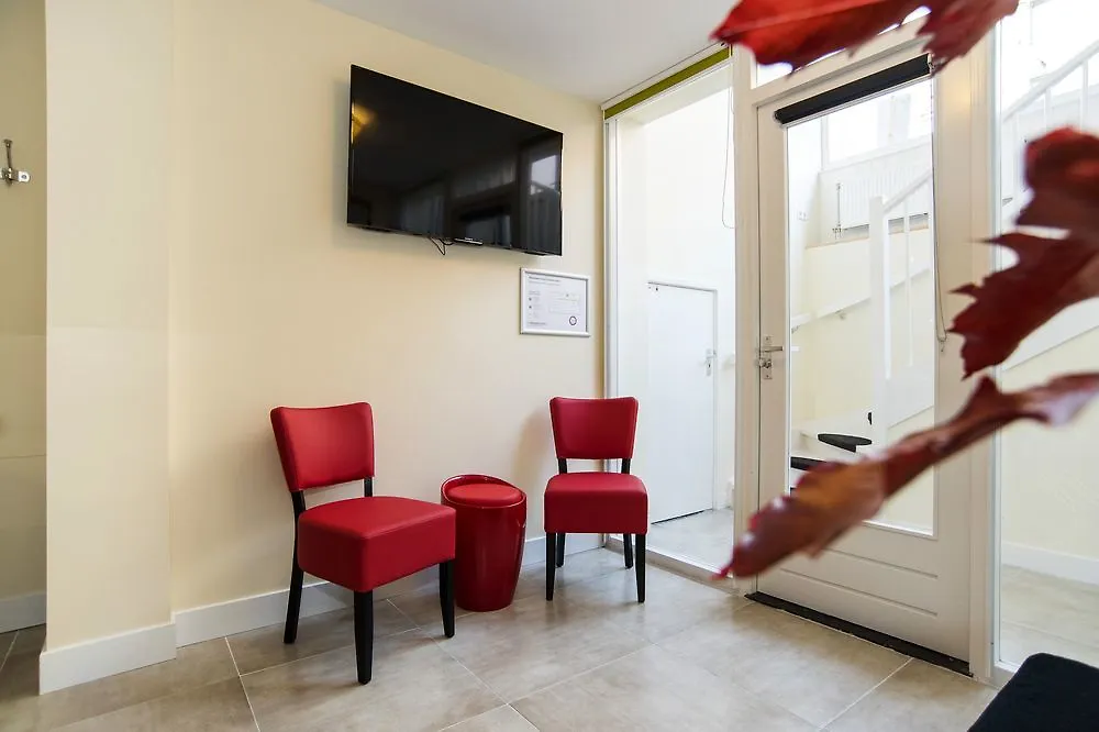 Midtown Hotel Triple Room Amsterdam